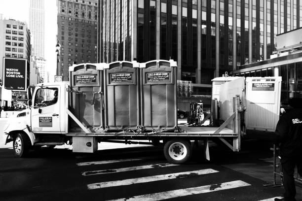 Best Luxury portable toilet rental  in Konawa, OK